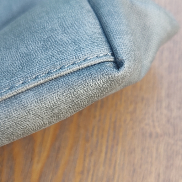 MultiSac Crossbody - Picture 6 of 15